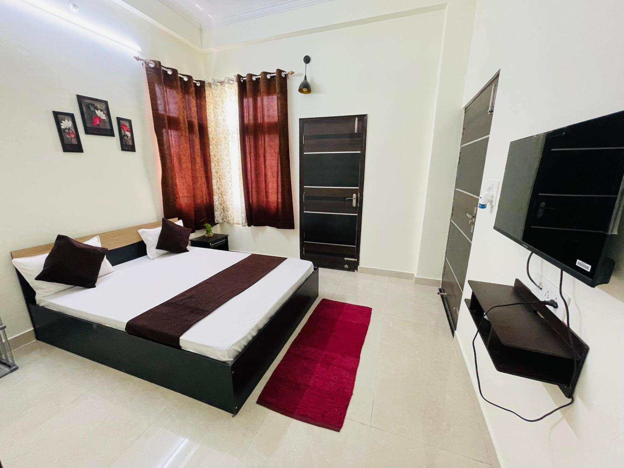 Atulyam Stays Sushant Golf City Лакхнау Экстерьер фото